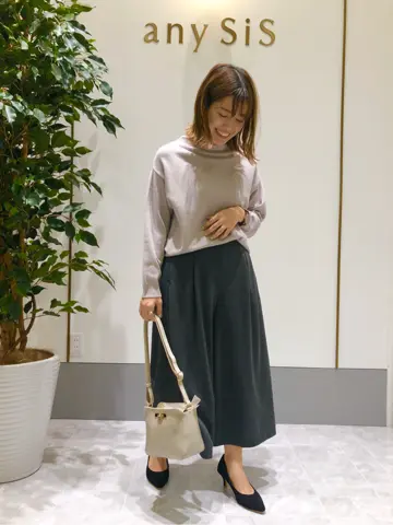 ANY SIS スタッフ コーディネート画像