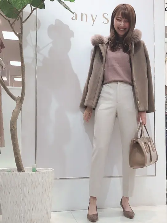 ANY SIS スタッフ コーディネート画像