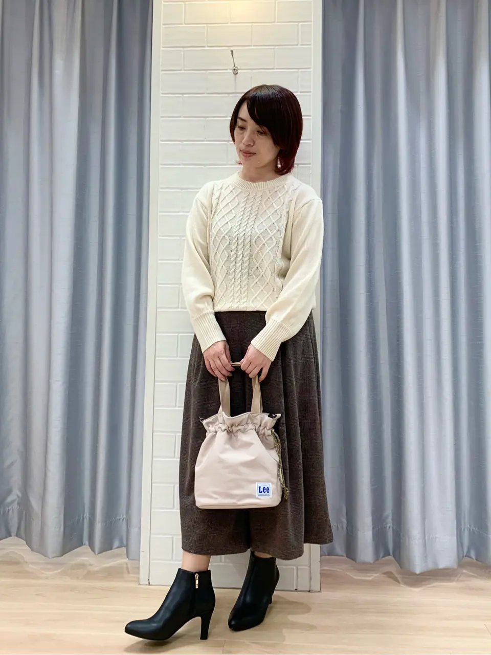 ANY SIS 丸岡 コーディネート画像