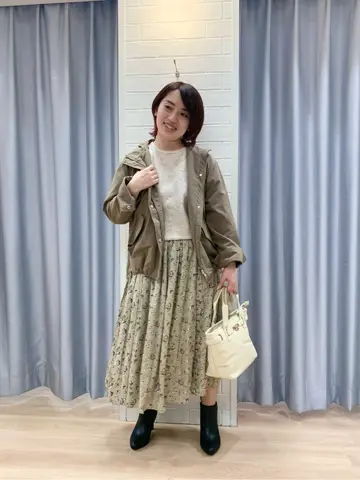 ANY SIS 丸岡 コーディネート画像