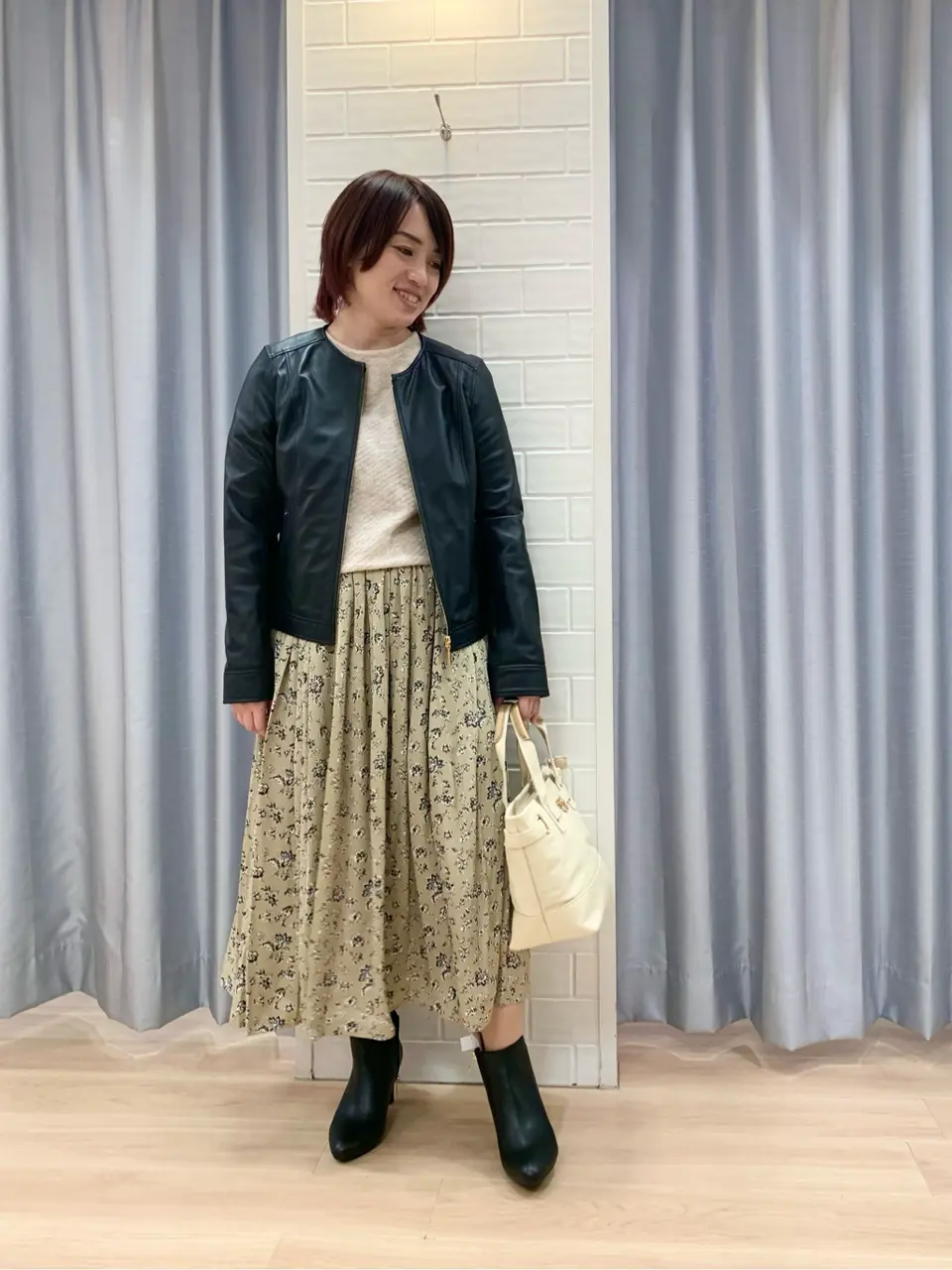 ANY SIS 丸岡 コーディネート画像