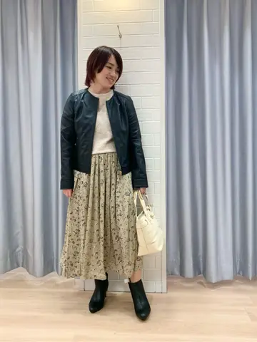 ANY SIS 丸岡 コーディネート画像