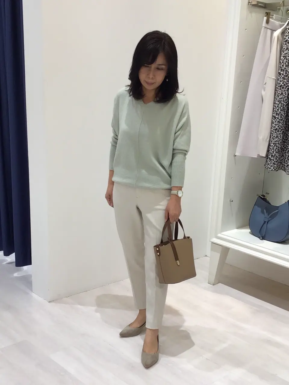 ANY SIS スタッフ コーディネート画像