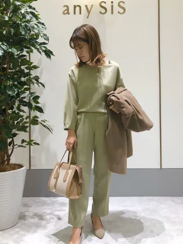 ANY SIS スタッフ コーディネート画像