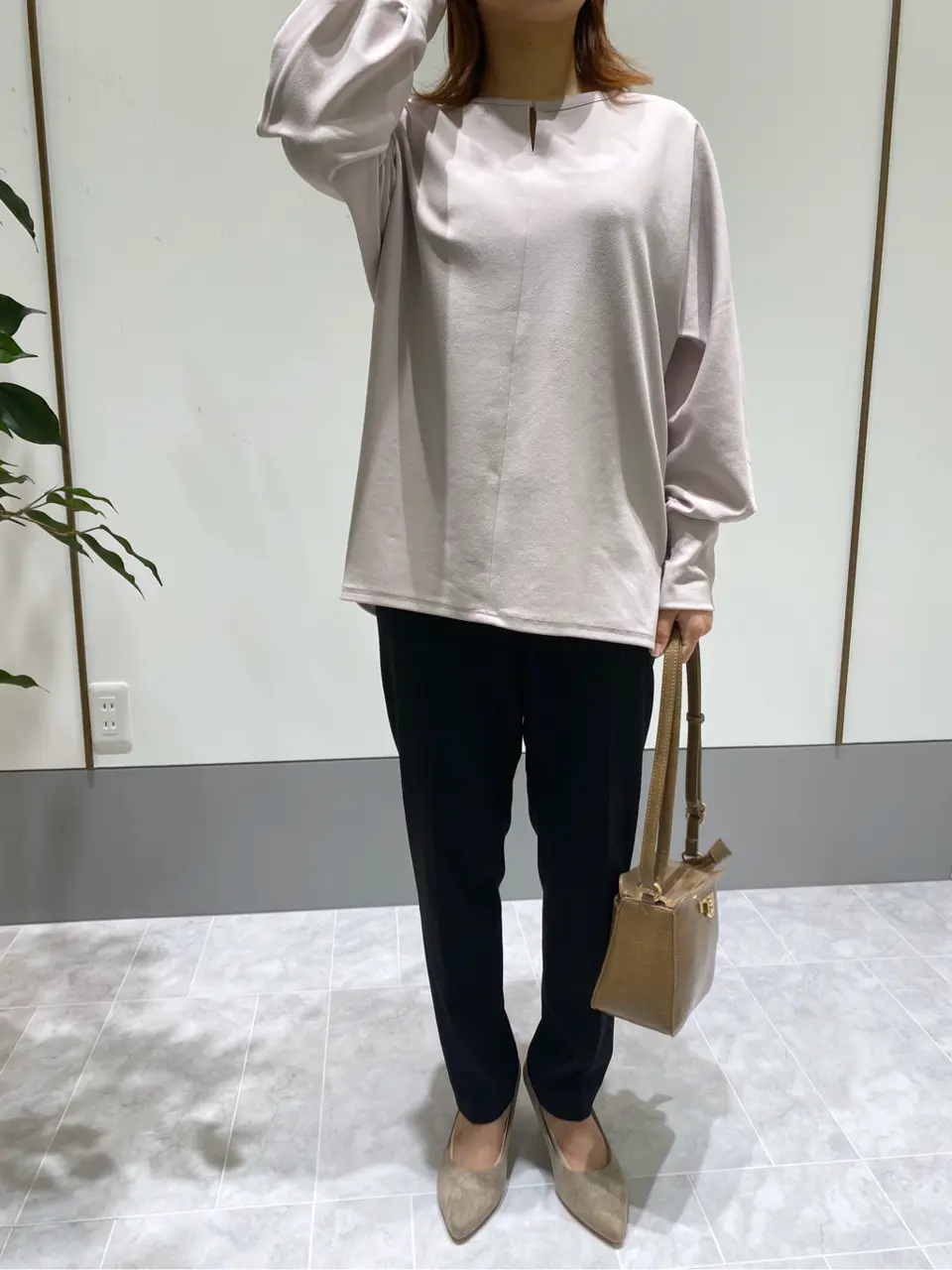 ANY SIS スタッフ コーディネート画像