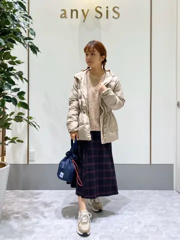 ANY SIS スタッフ コーディネート画像