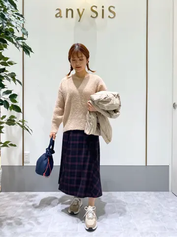 ANY SIS スタッフ コーディネート画像
