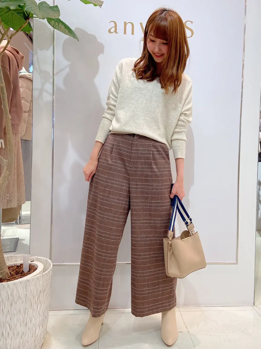 ANY SIS スタッフ コーディネート画像