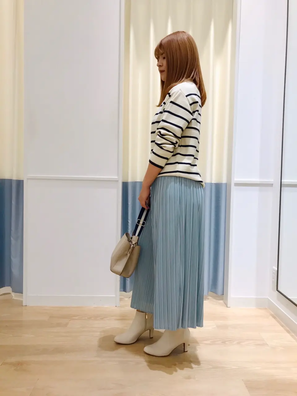 ANY SIS スタッフ コーディネート画像