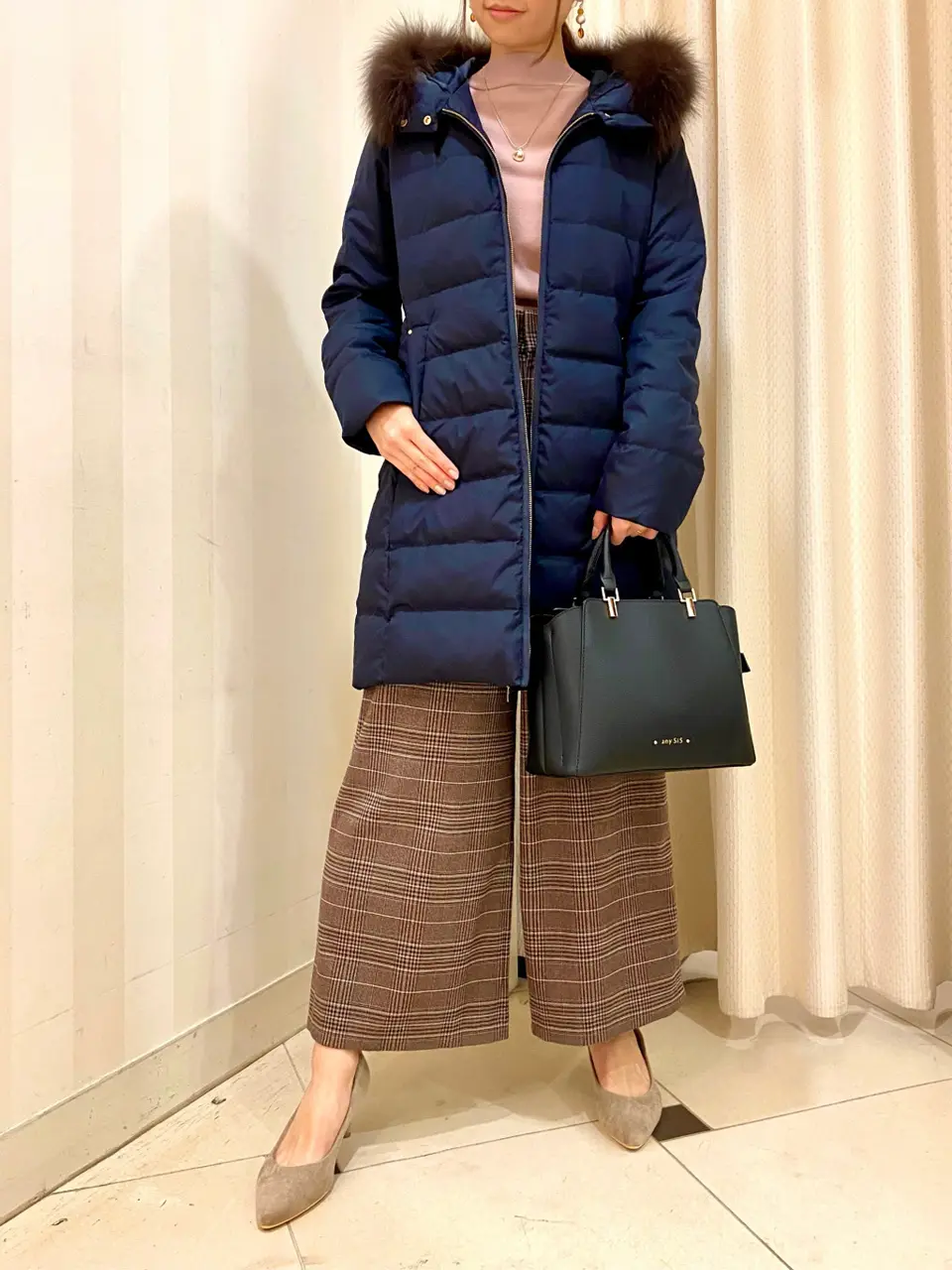 ANY SIS 金井 コーディネート画像