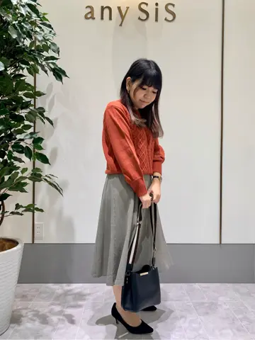 ANY SIS スタッフ コーディネート画像