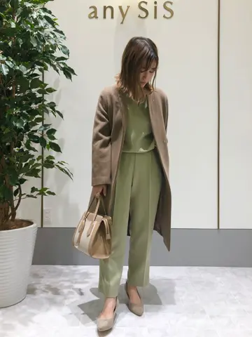 ANY SIS スタッフ コーディネート画像