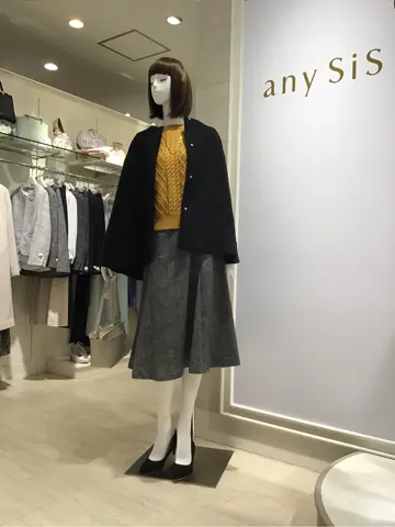 ANY SIS 島崎 コーディネート画像