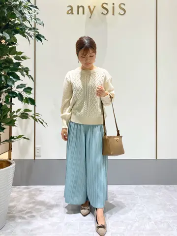 ANY SIS スタッフ コーディネート画像