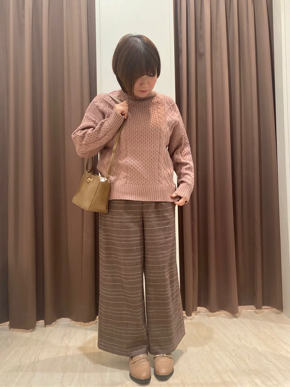 ANY SIS 岩本 コーディネート画像