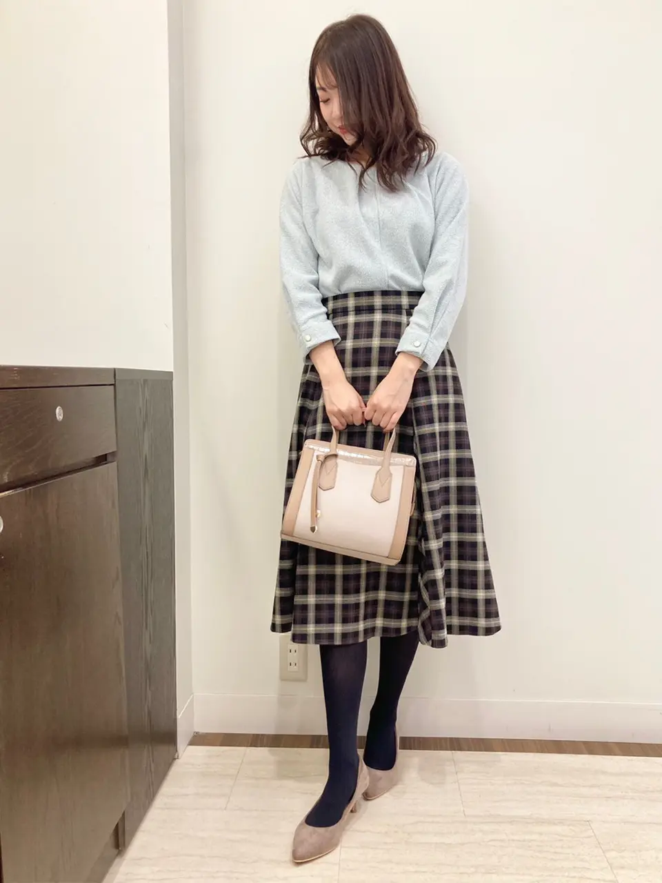 ANY SIS スタッフ コーディネート画像