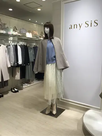 ANY SIS 島崎 コーディネート画像