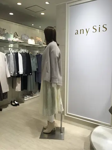 ANY SIS 島崎 コーディネート画像