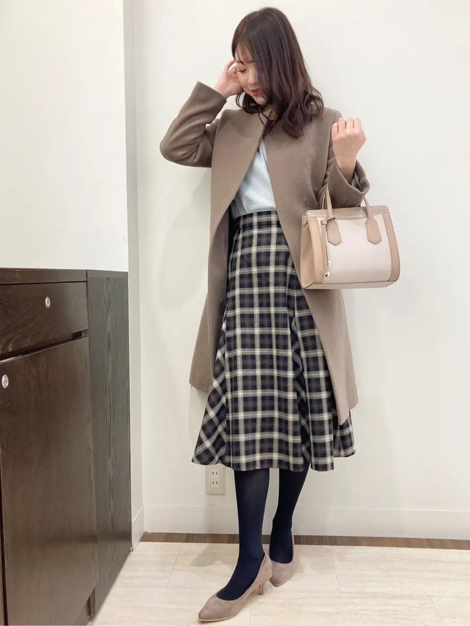 ANY SIS スタッフ コーディネート画像