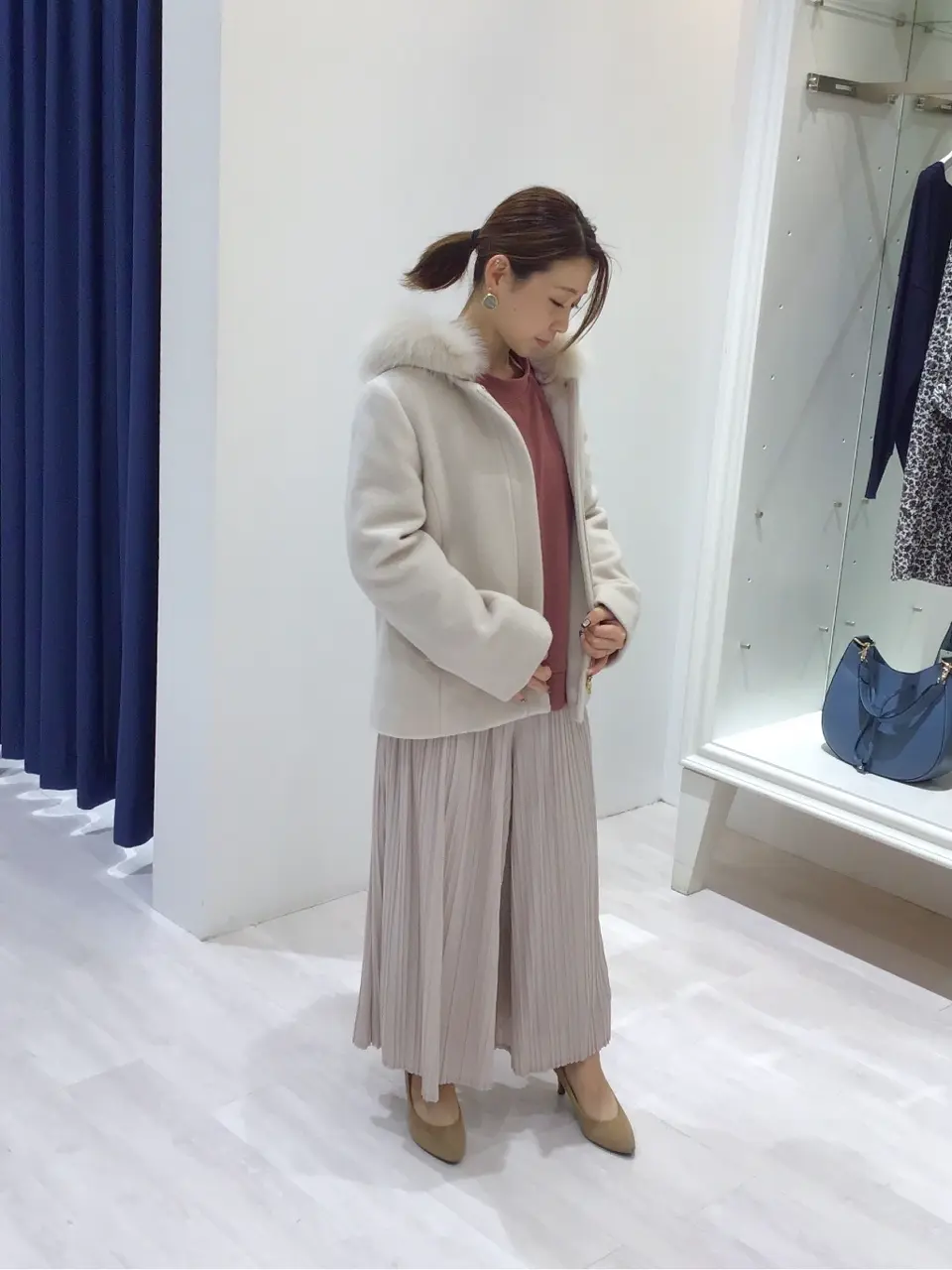 ANY SIS スタッフ コーディネート画像