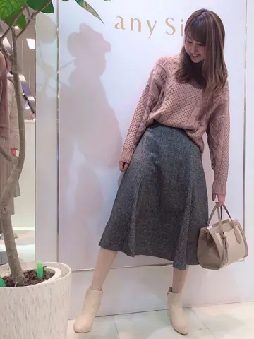 ANY SIS スタッフ コーディネート画像