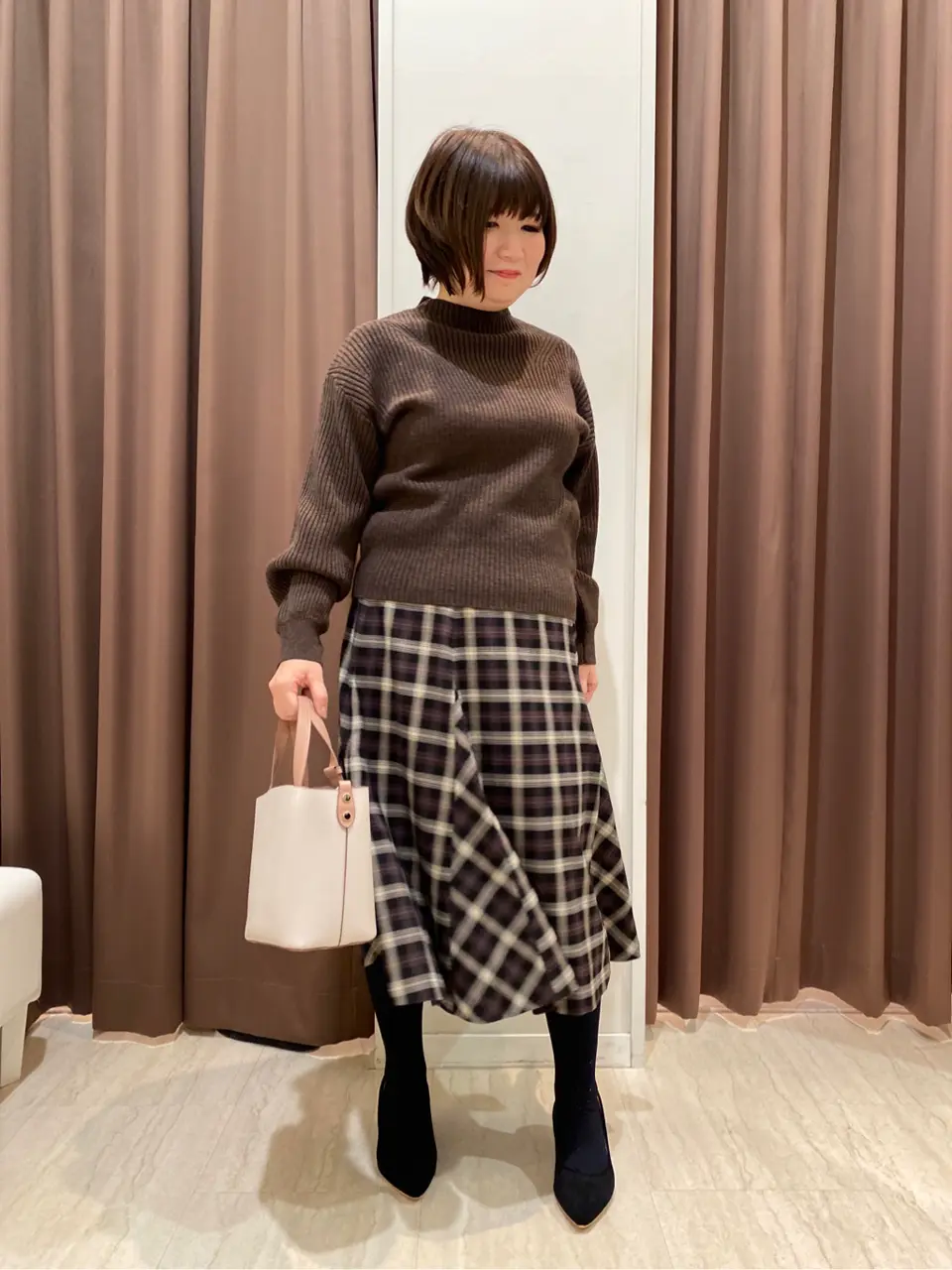 ANY SIS 岩本 コーディネート画像