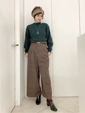 ANY SIS スタッフ コーディネート画像