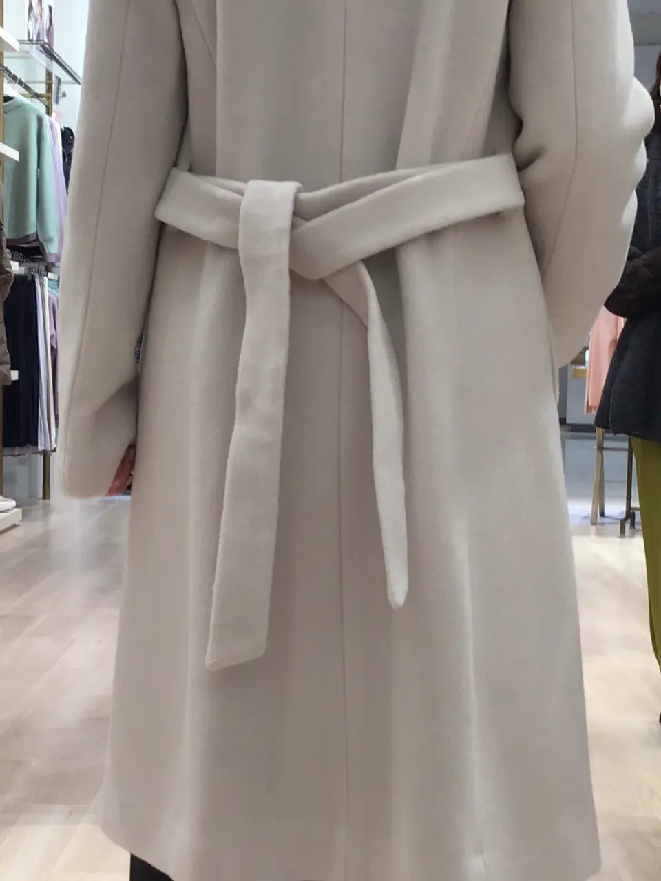 ANY SIS 桐生 コーディネート画像