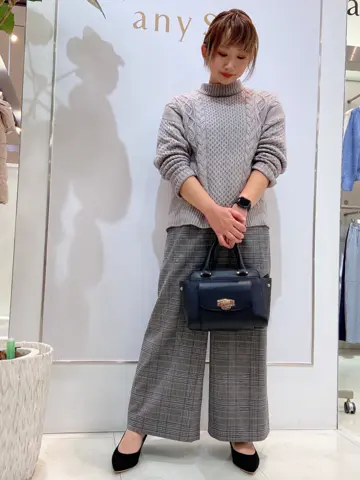 ANY SIS スタッフ コーディネート画像