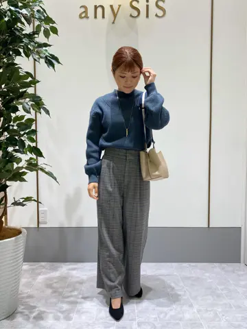 ANY SIS スタッフ コーディネート画像