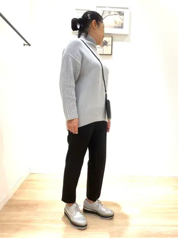 ANY SIS 今仲 コーディネート画像