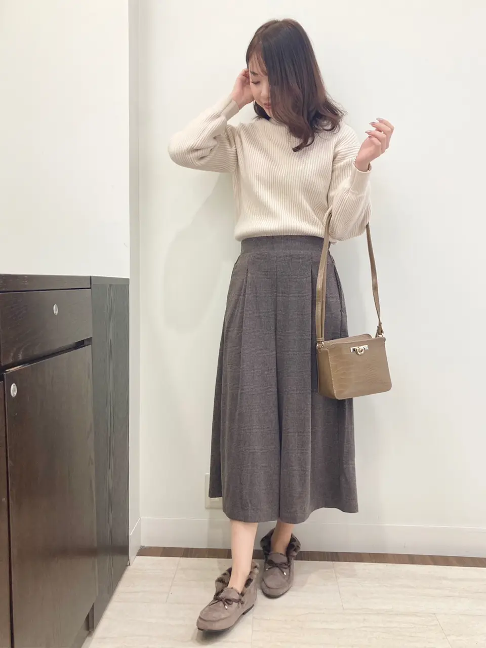 ANY SIS スタッフ コーディネート画像