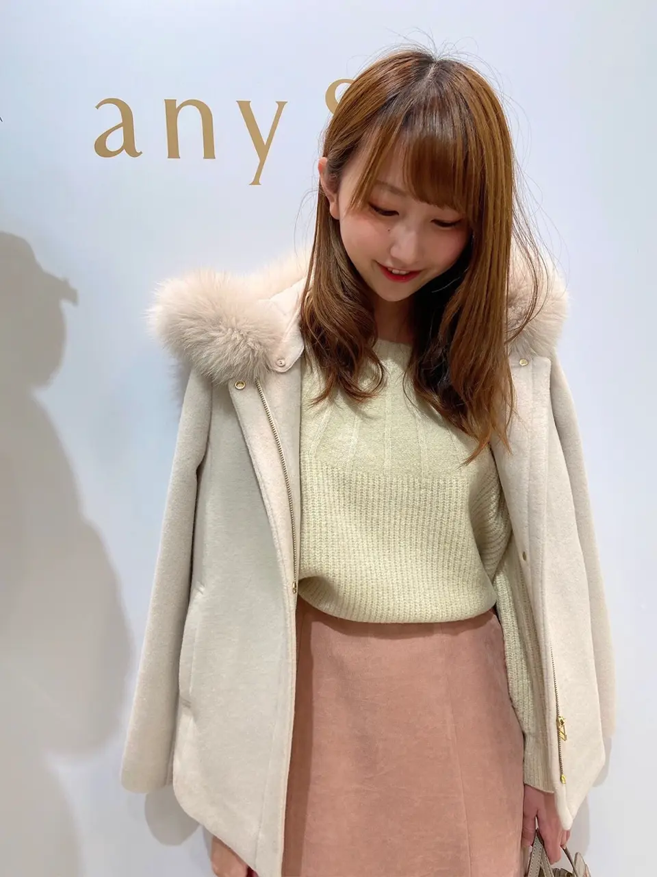 ANY SIS スタッフ コーディネート画像