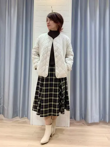 ANY SIS 丸岡 コーディネート画像