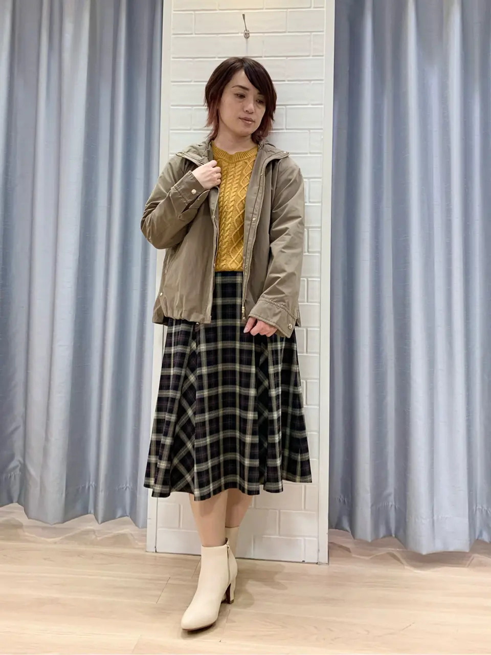 ANY SIS 丸岡 コーディネート画像