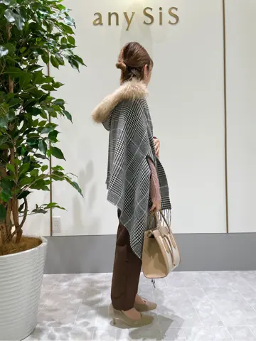ANY SIS スタッフ コーディネート画像