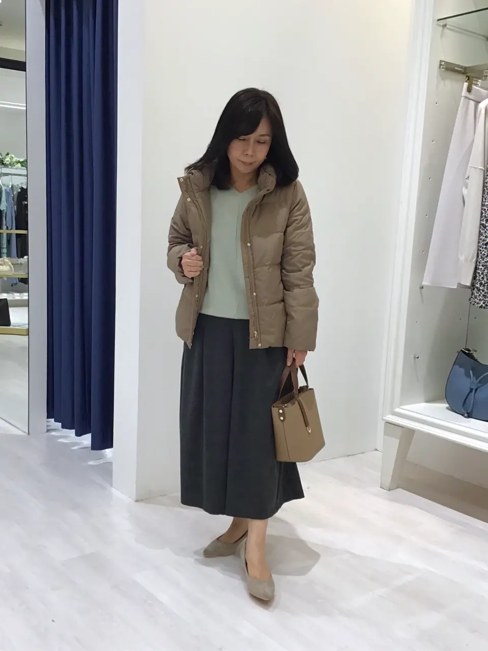 ANY SIS スタッフ コーディネート画像