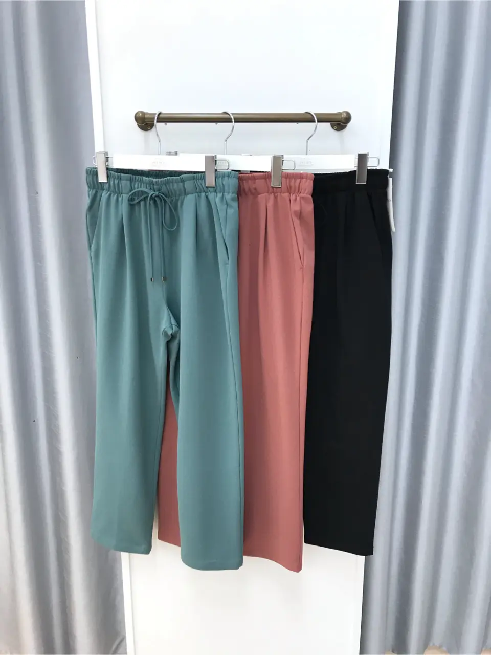 ANY SIS 古田(足立) コーディネート画像