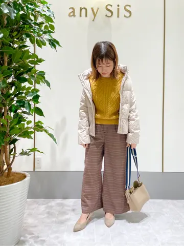 ANY SIS スタッフ コーディネート画像