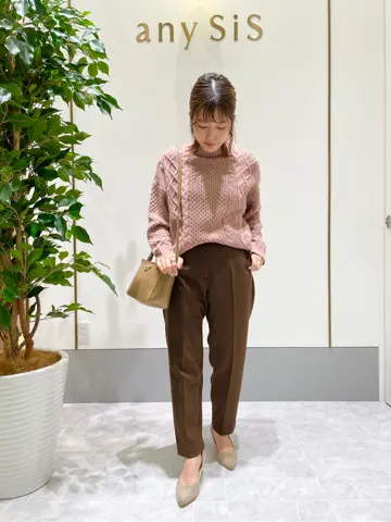 ANY SIS スタッフ コーディネート画像