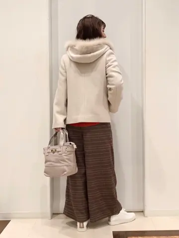 ANY SIS 横田 コーディネート画像