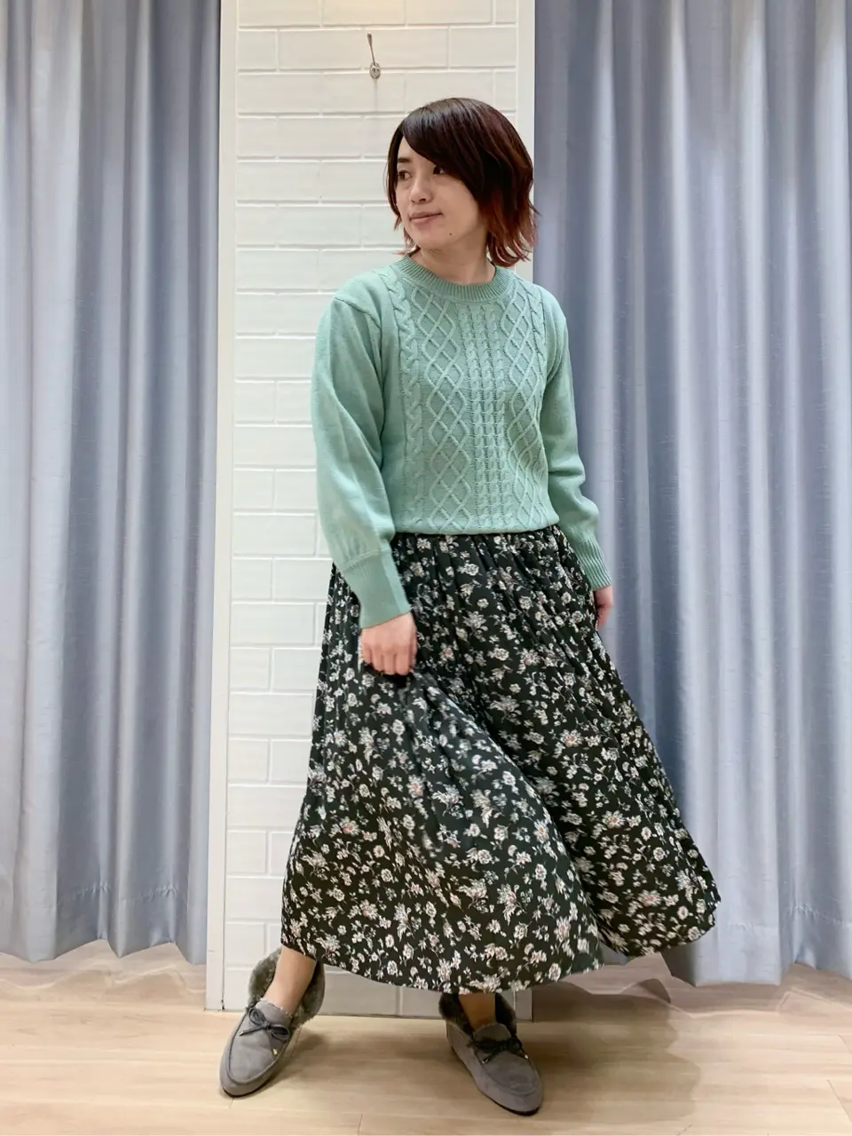 ANY SIS 丸岡 コーディネート画像