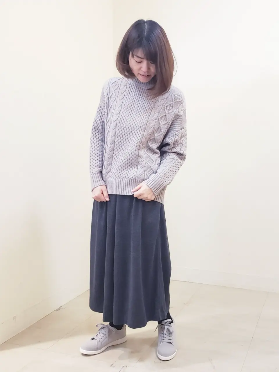 ANY SIS スタッフ コーディネート画像