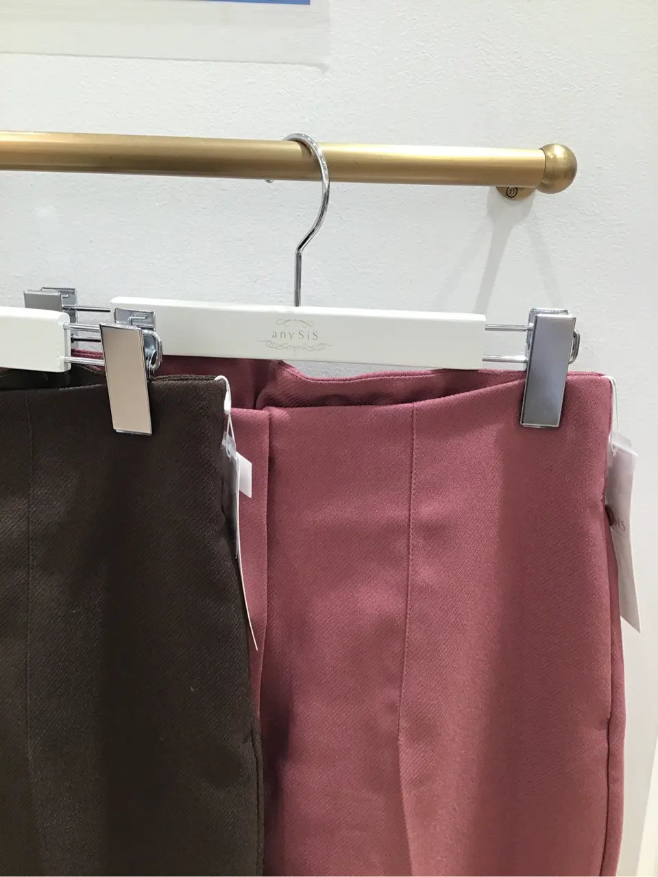 ANY SIS 桐生 コーディネート画像