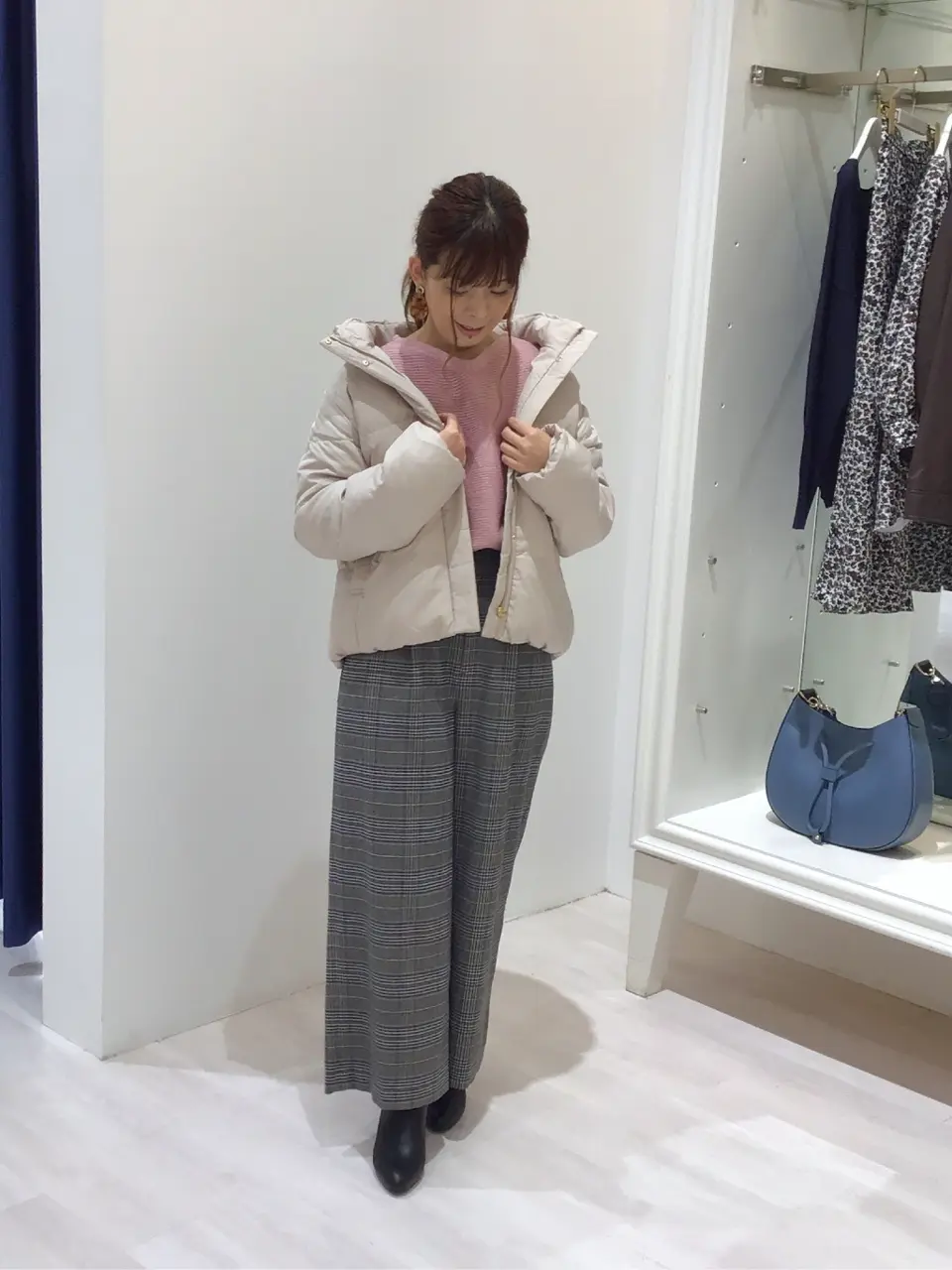 ANY SIS スタッフ コーディネート画像