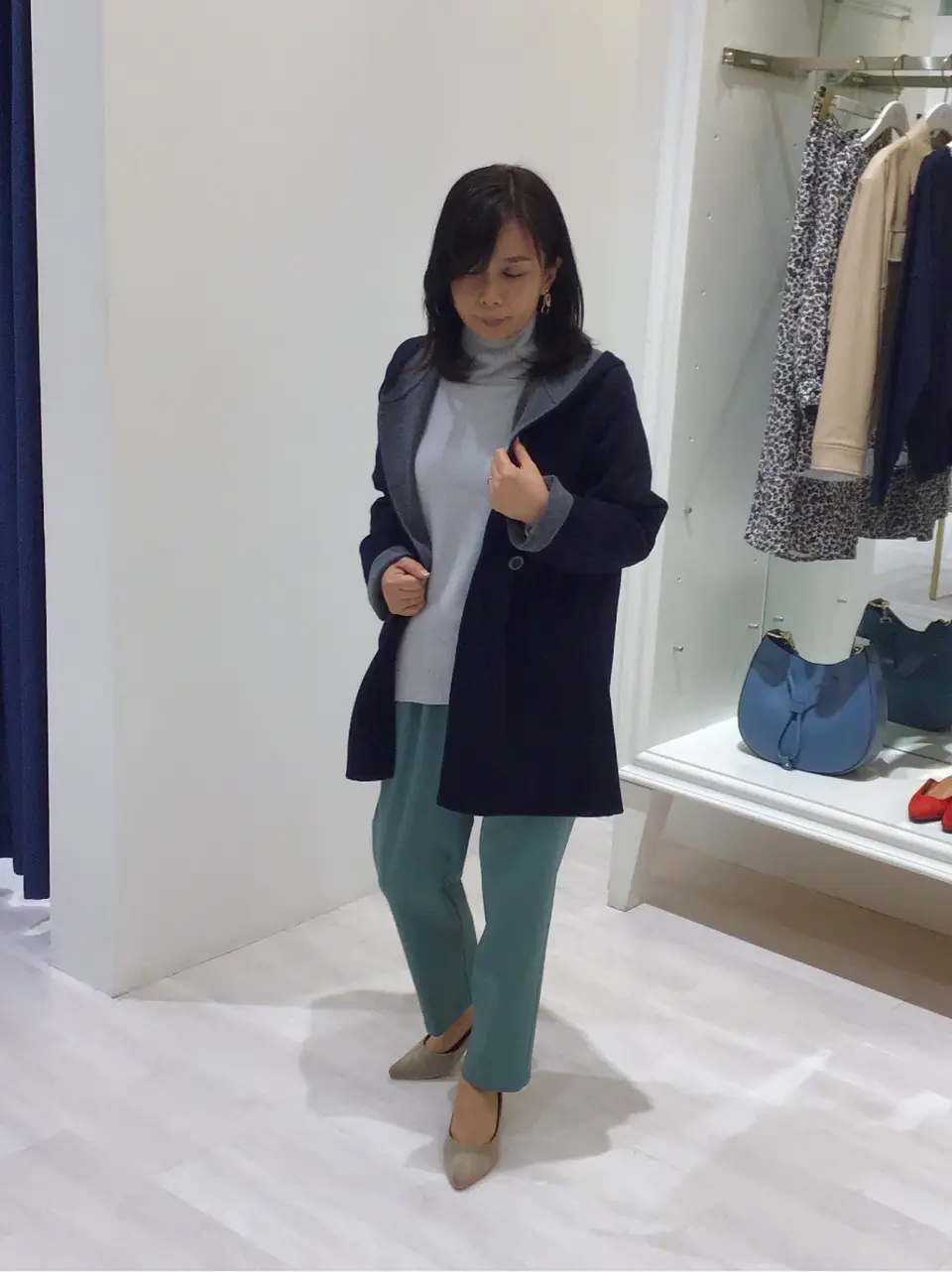 ANY SIS スタッフ コーディネート画像