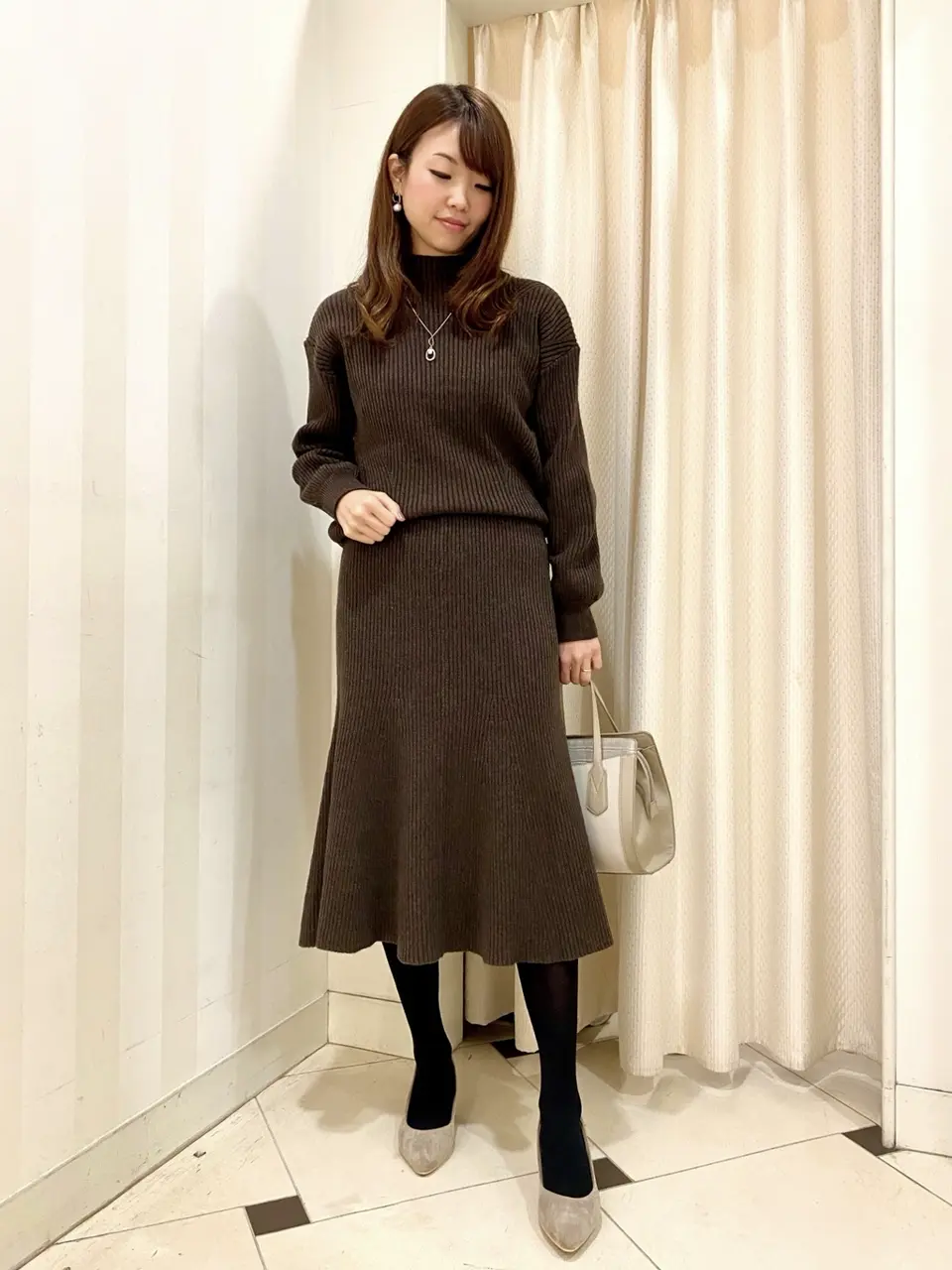 ANY SIS 金井 コーディネート画像