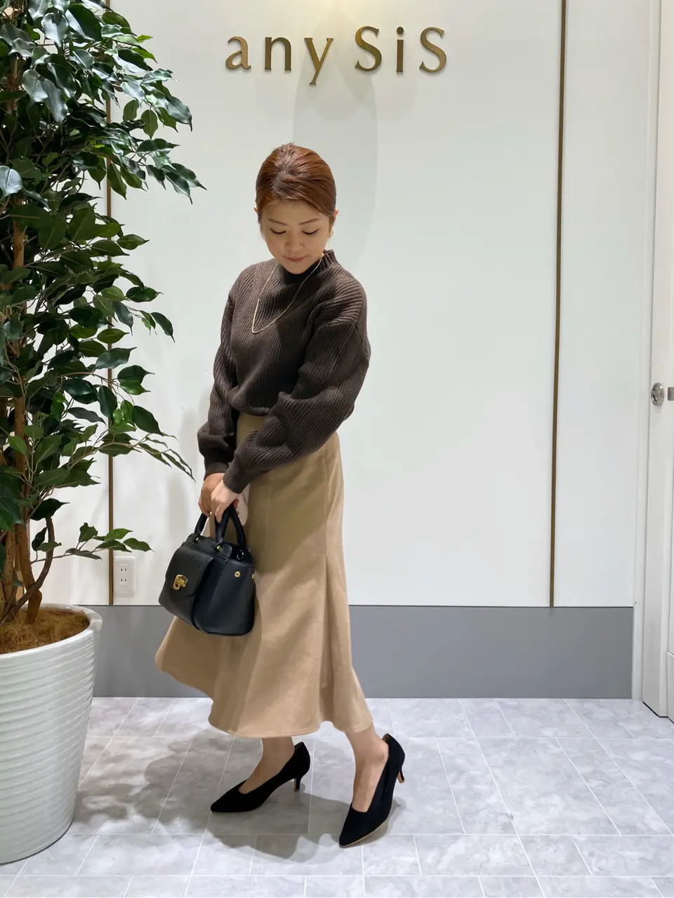 ANY SIS スタッフ コーディネート画像