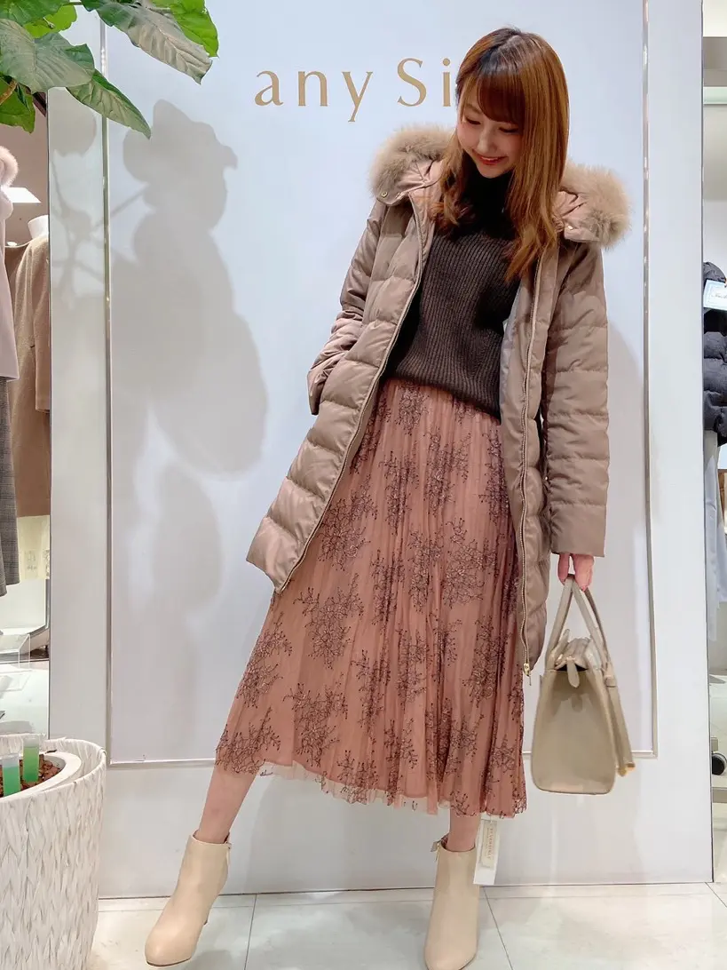 ANY SIS スタッフ コーディネート画像