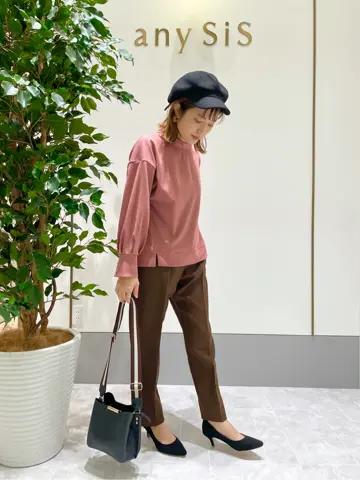 ANY SIS スタッフ コーディネート画像